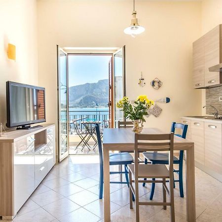Casetta Vista Mare In Piazza A Mondello パレルモ エクステリア 写真