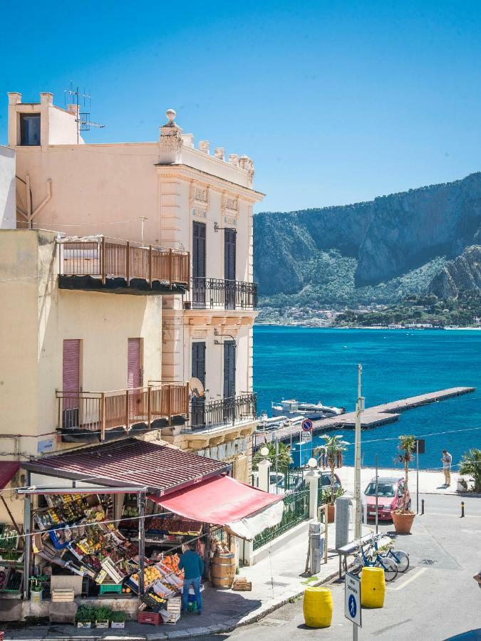 Casetta Vista Mare In Piazza A Mondello パレルモ エクステリア 写真