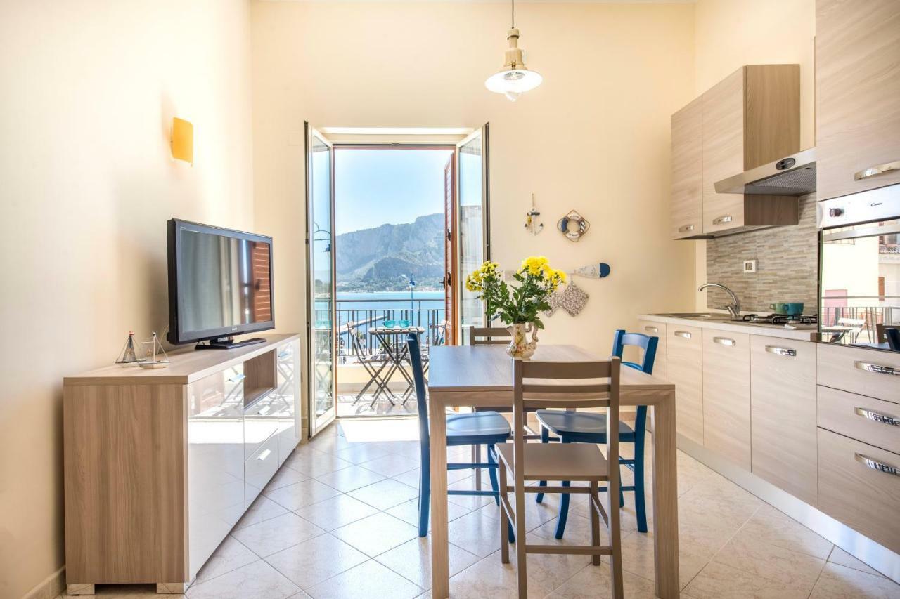 Casetta Vista Mare In Piazza A Mondello パレルモ エクステリア 写真